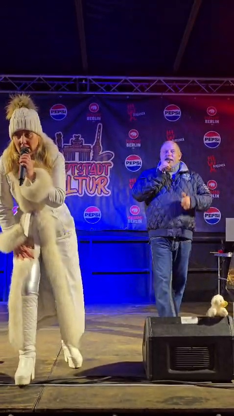 Duo Atemlos beim Weihnachtsmarkt Müggelheim 2025